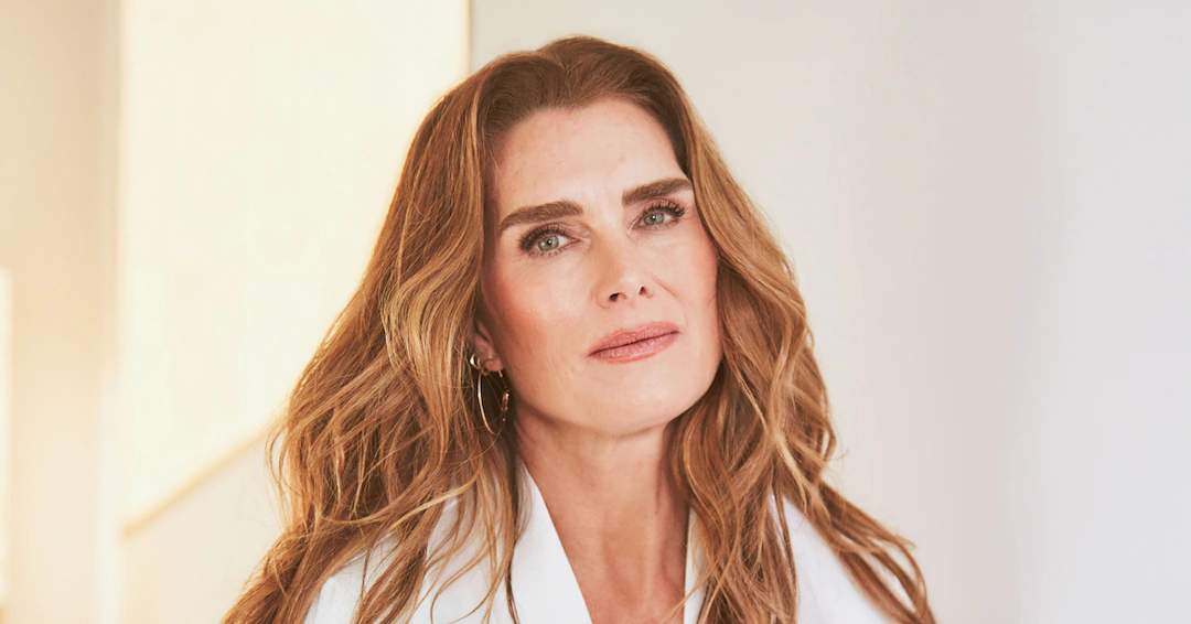 How Brooke Shields Teaches Her Daughters to Handle “Nasty” Critics